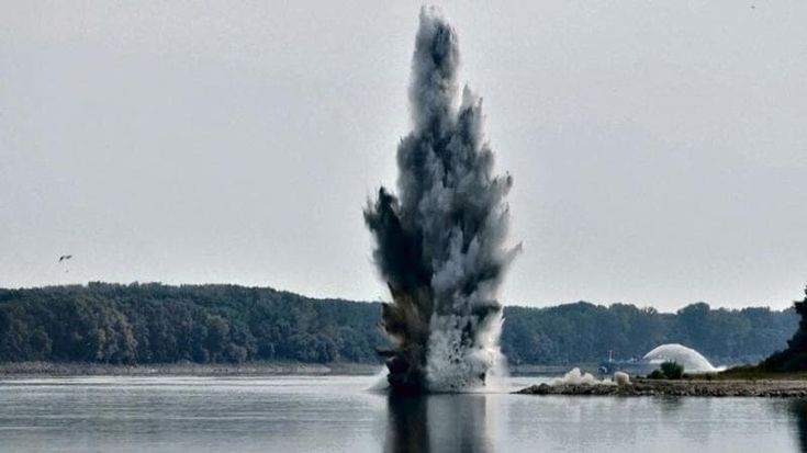 Siccità, esplosione sul fondale del Danubio per raffreddare la centrale nucleare in Romania