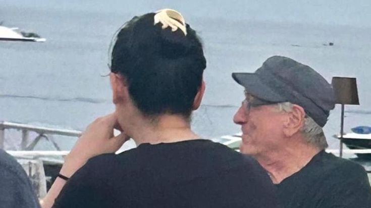 Robert De Niro torna alle Eolie dopo trent’anni: cena sul mare a Panarea