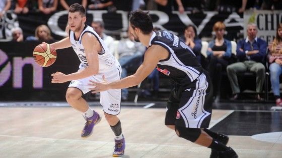 Basket, Milano batte Venezia e vola in vetta. Trento sorprende Cant&ugrave;, ok Cremona e Roma