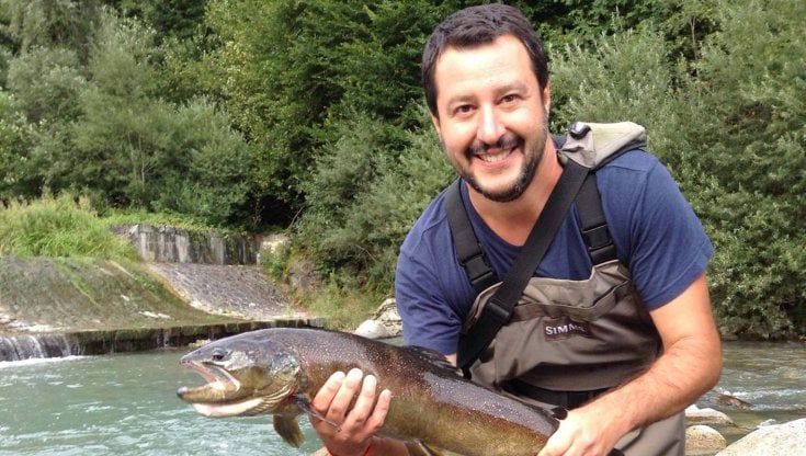 Stretta Ue sulla pesca a strascico. Salvini: “Una follia”