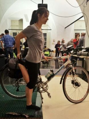 La bicicletta &egrave; la palestra per lo stretching