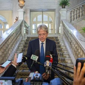 Mediaset nella rete unica, il gelo di Tim. Gubitosi: "Non capisco il vantaggio"