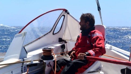 Soldini in Atlantico: "Per arrivare più veloce a Londra scelgo una rotta che non ho mai fatto"