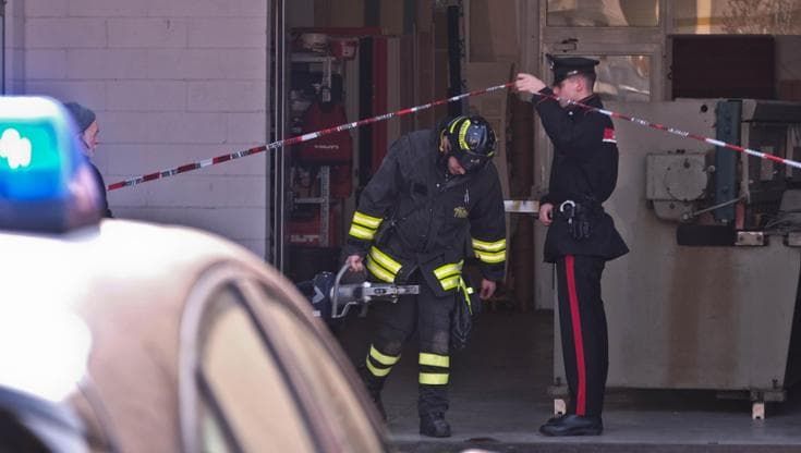 Tecnico morto sul lavoro a Bolzaneto: i titolari delle due aziende coinvolte sono i primi indagati