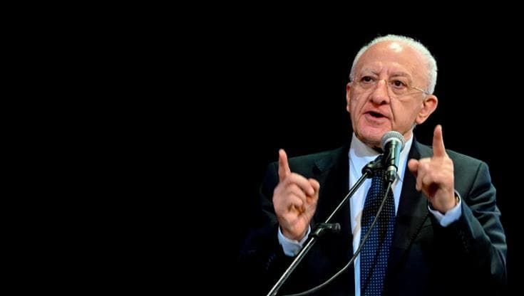 De Luca: “Chi è contro il terzo mandato vuole il mercato delle candidature a Roma”