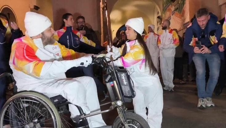 Torcia Paralimpica a Torino, la prima tappa del viaggio verso Milano Cortina 2026