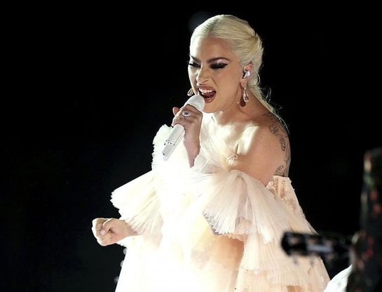 Una, nessuna e centomila. Lady Gaga in un anno di look