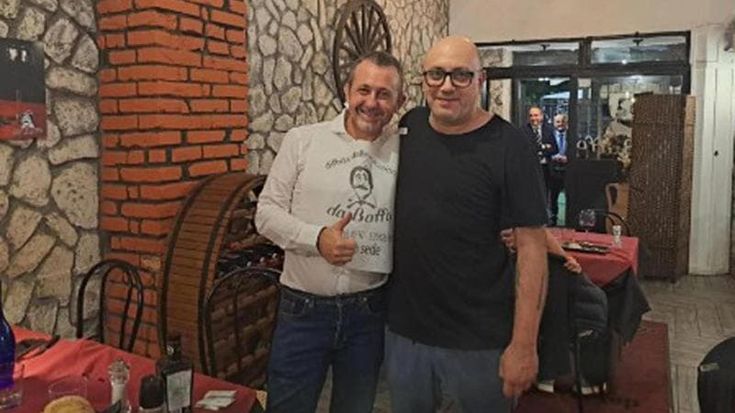 Delmastro, adesso FdI teme l’avviso di garanzia: “Se lo indagano sarà difficile difenderlo”