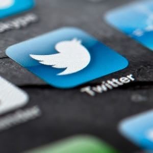 Twitter vola a Wall Street in scia alle false indiscrezioni