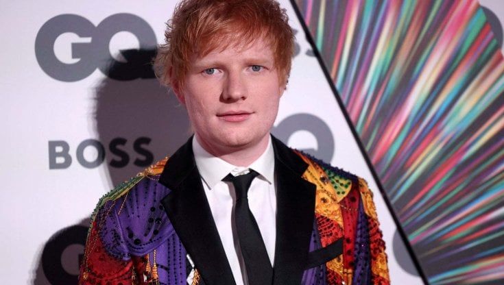 Balbuzie, canzoni e dolori. Tutti i segreti di Ed Sheeran nella docuserie 'The sum of it all'