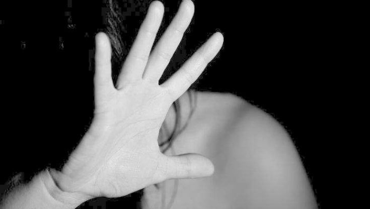Caserta, abusi sessuali su figlia e fidanzata del figlio, arrestato