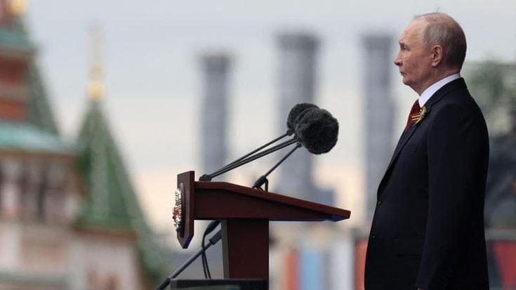 Galeotti: “Molti in Russia stanchi della guerra. Ora Putin vuole trattare”