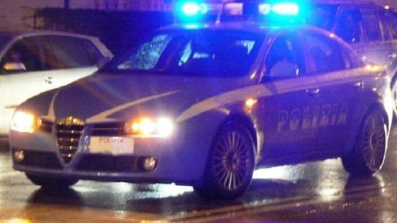 Salerno, sequestrato appartamento usato come casa a luci rosse
