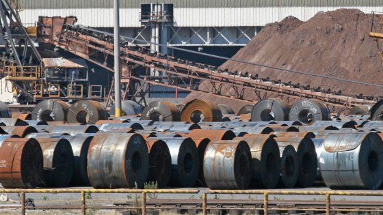 "Ilva, amianto e catrame nascosti sottoterra": la denuncia shock dell'ex operaio di Taranto