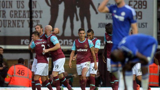 Inghilterra, Mou sempre peggio: Chelsea ko col West Ham. Arsenal in vetta