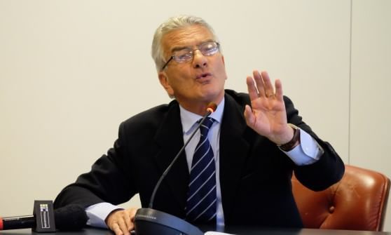 Caso Berneschi, l'ex procuratore Lalla lascia il ruolo da difensore civico