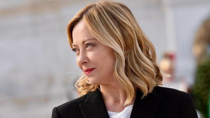 Il 25 aprile di Meloni dura solo venti minuti e non cita mai l’antifascismo
