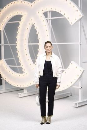 Bianco e nero: abbinamento sicuro per accessori e abiti di stagione