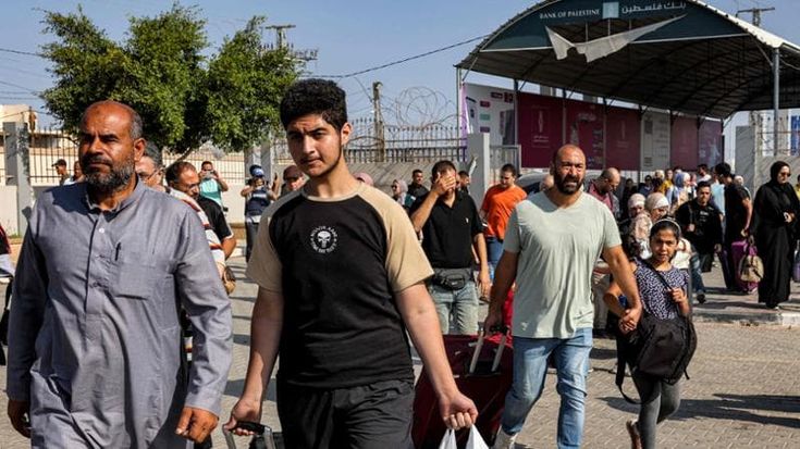Gaza, ritrovato il corpo dell’ultimo ostaggio. Israele: “Riapriamo il valico di Rafah”