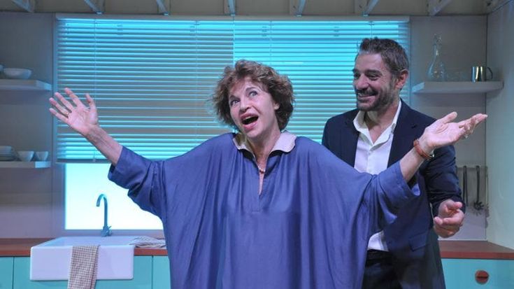 Anna Galiena: “Non volevo perdermi il debutto teatrale di Muccino. Tv e cinema danno meno emozioni”