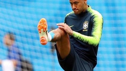 Neymar, la paura è passata: scherzi e risate in allenamento
