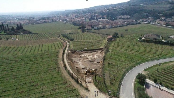 Negrar di Valpolicella, la villa dei mosaici tra le vigne di Amarone: "Sarà un parco archeologico"