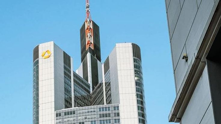 I sospetti di Commerzbank sui derivati di Unicredit