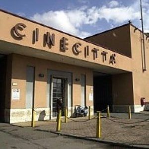 Roma, Cinecittà: festa per gli 80 anni e per la sua rinascita al Festival di Venezia