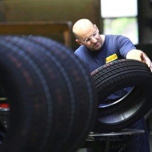Segnali positivi dalle imprese europee: balzo del Pmi manifatturiero