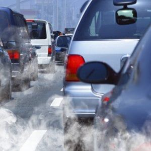 Emissioni, stretta anche sui veicoli pesanti