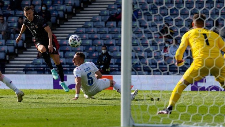 Europei, Croazia-Repubblica Ceca 1-1: Perisic risponde a Schick, ma i vicecampioni del mondo non decollano