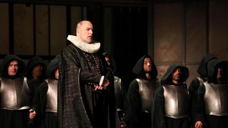 Michele Pertusi, il Filippo II del Don Carlo sul palco con il raffreddore: “Gli applausi una medicina”