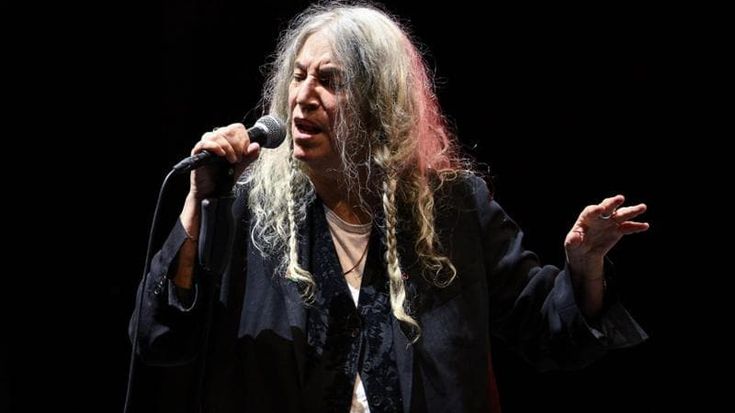 Mario Martone, una sera con Patti Smith. “Il mistero del suo anello, nelle mie mani per vent’anni”