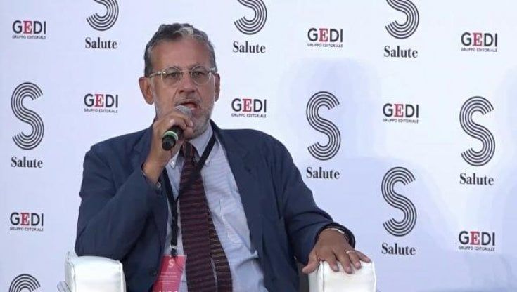 Covid, Lingiardi: "Epistemic trust, da dove nasce la sfiducia nella cura"