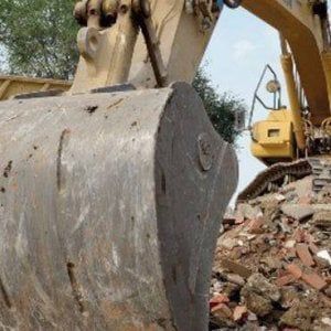 Abusi edilizi, sì al condono nella zona rossa del Vesuvio: via libera a 30mila domande di sanatoria
