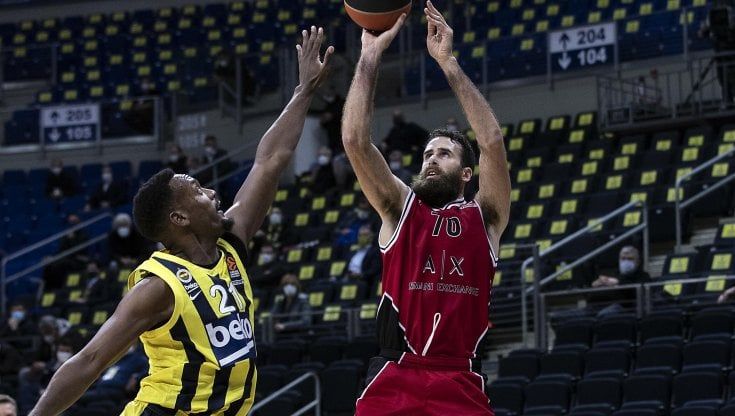 Basket, Eurolega: Fenerbahce-Milano 71-79, ritorno vincente di Datome in Turchia