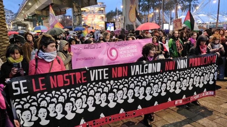 Meno lavoro per le donne, l’8 marzo è sciopero contro il patriarcato