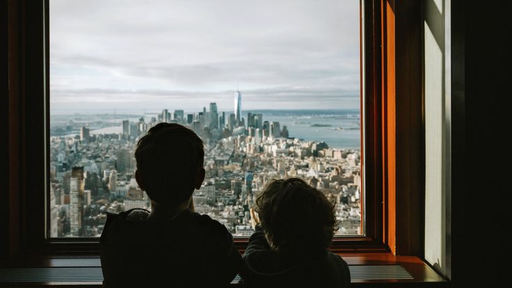 Da New York osservo dalla mia finestra questo mondo in fiamme