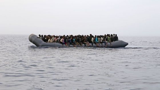 Migranti, Ong: "Potrebbero esserci più di 200 morti davanti alle coste libiche"