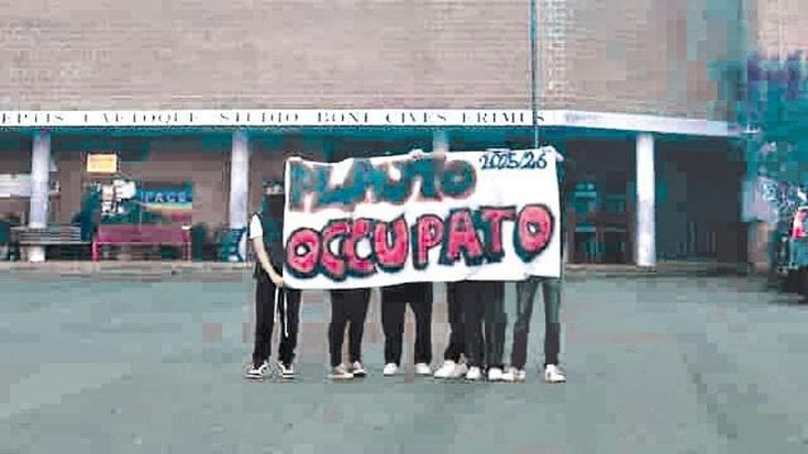 Scuole occupate per Gaza, la mappa dal Plauto all’Augusto: stop alle lezioni in sei licei