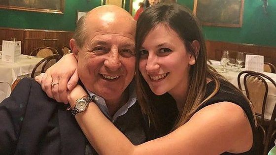 Magalli lascia la fidanzata di 22 anni. "All'ennesima videochiamata notturna ho detto basta"