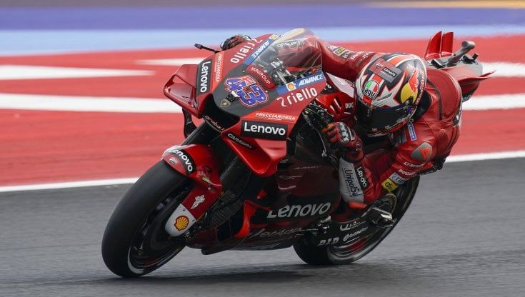 MotoGp, dominio Ducati a Misano: Miller in pole, Bastianini e Bezzecchi in prima fila. Bagnaia 5°, ottavo Quartararo