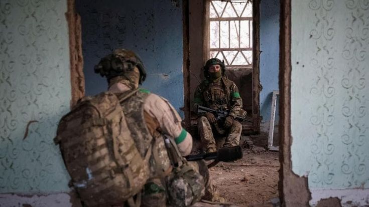 Il rilancio ucraino sul Donbass per non bloccare il negoziato: “Sia una zona smilitarizzata”