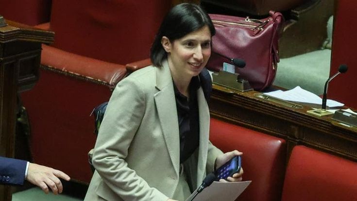 La lettera di Schlein a Meloni: “Cara premier, uniamo le forze su clima e energia”
