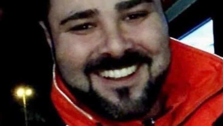 Medico muore di Covid a 35 anni. Contagiato prima della seconda dose. "Era un angelo della strada"