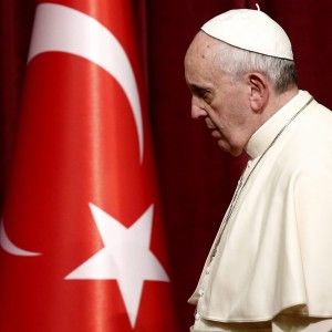 Il cardinale Kasper: "L'abbraccio con Bartolomeo, per l'unit&agrave; dei cristiani"