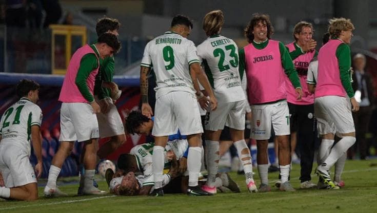 Per il Monopoli la partita in casa è a 400 km di distanza: col Savoia giocherà a Pineto, in Abruzzo