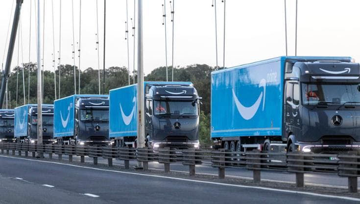 Il futuro di Amazon, tra robot che capiscono il linguaggio e 10 miliardi per la logistica europea