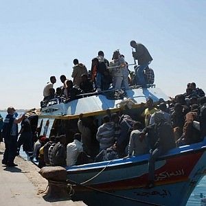 Immigrazione, parlamento europeo: rivedere la Bossi-Fini