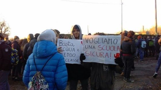 Bologna, Città metropolitana ai presidi: "I vostri istituti non sono a norma"